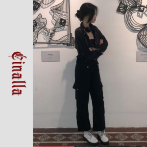 Set-Ao-Khoac-Da-Ao-Croptop-Đen-Ben-Trong-Kem-Quan-Cargo-Đen