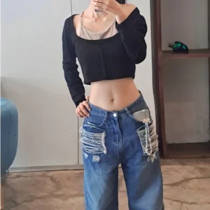 Set-Ao-Croptop-Lien-Day-Mau-Be-Kem-Quan-Jeans-Baggy-Rach